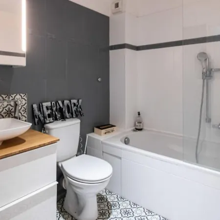 Дом отдыха Coquette Villa With Jacuzzi Beach On Foot *