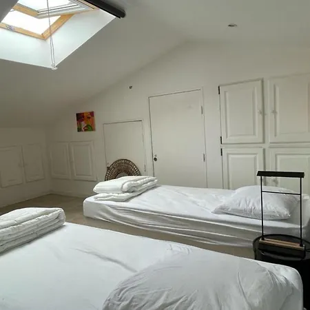 Coquette Villa With Jacuzzi Beach On Foot Holiday home