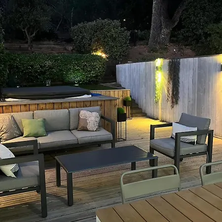 Holiday home Coquette Villa With Jacuzzi Beach On Foot Sainte-Maxime